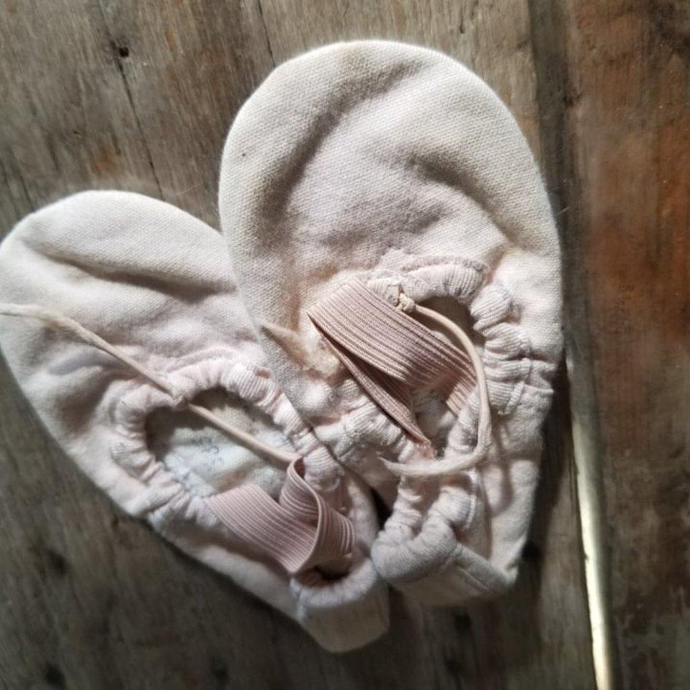 Sansha Children's Canvas Ballet Shoes Size 000M